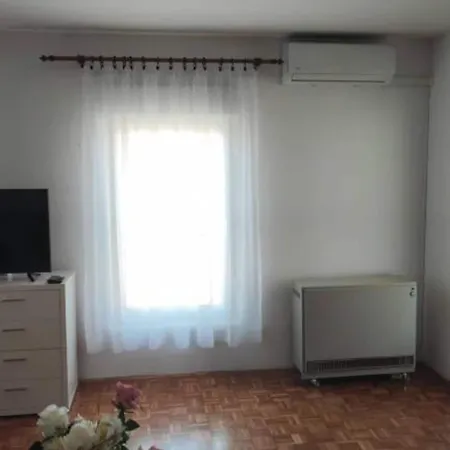 One Bedroom With Balcony 普拉